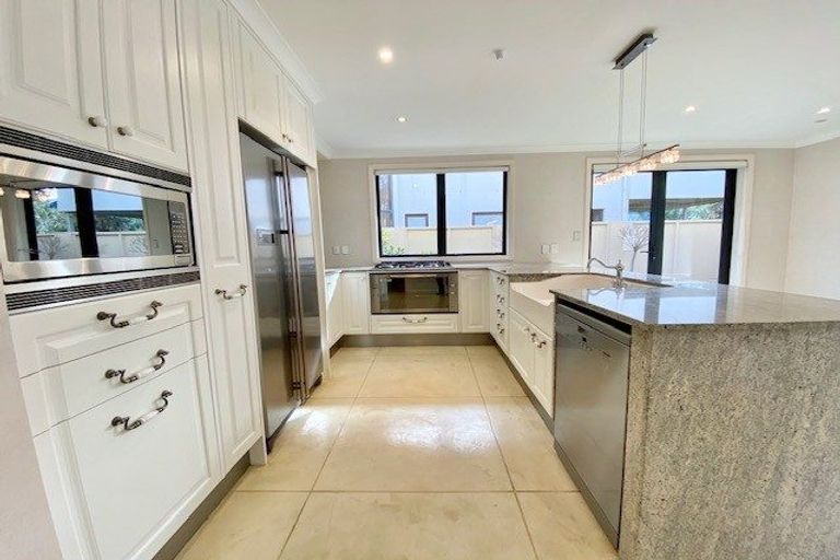 Photo of property in 35c Rita Street, Mount Maunganui, 3116
