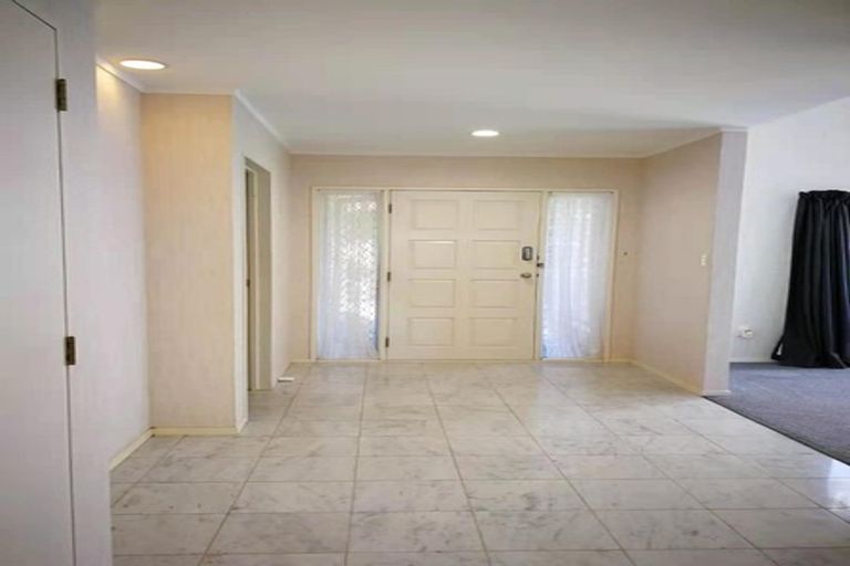 Photo of property in 11 Alicia Road, Somerville, Auckland, 2014