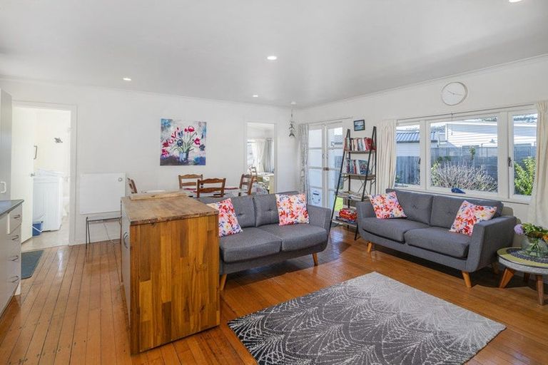 Photo of property in 5 South Highway East, Whitianga, 3510