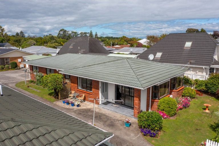 Photo of property in 9 Norman Street, Lower Vogeltown, New Plymouth, 4310