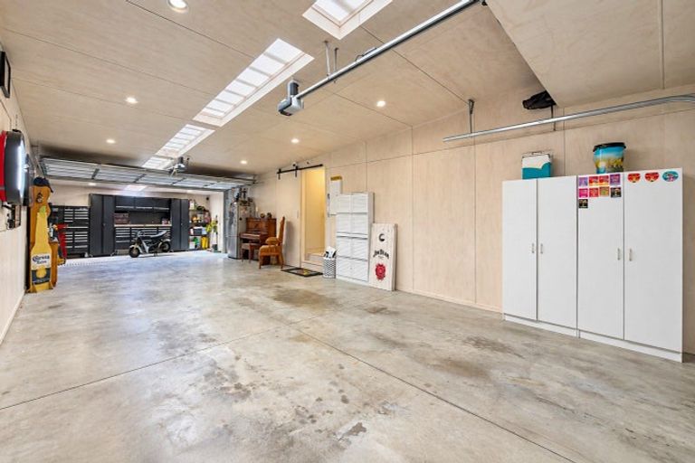Photo of property in 120 Aickin Road, Whangamata, 3620
