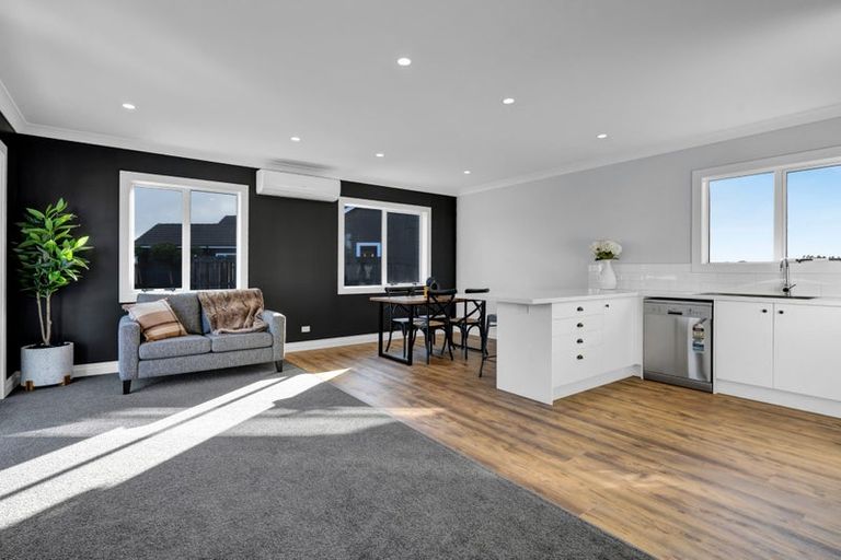 Photo of property in 20a Maple Crescent, Whalers Gate, New Plymouth, 4310