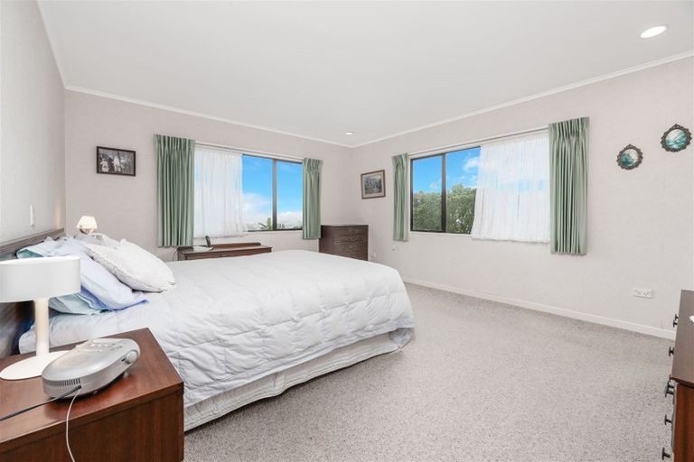 Photo of property in 59 Rhinevale Close, Henderson, Auckland, 0612