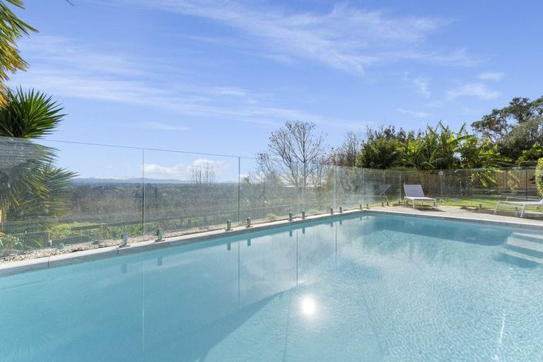 Photo of property in 4 Hillford Place, Welcome Bay, Tauranga, 3175