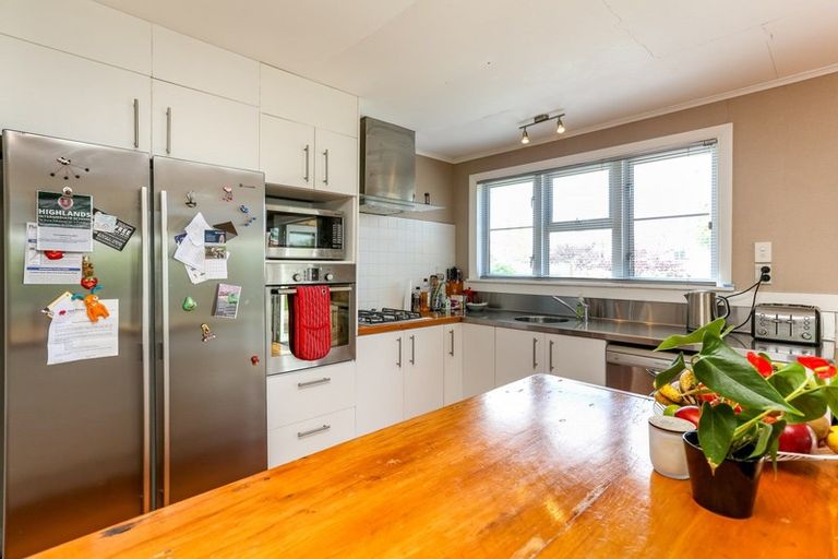 Photo of property in 6 Kaimata Street, Brooklands, New Plymouth, 4310