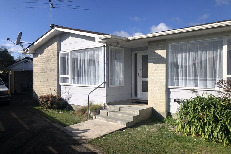 Photo of property in 13a Waddington Drive, Naenae, Lower Hutt, 5011