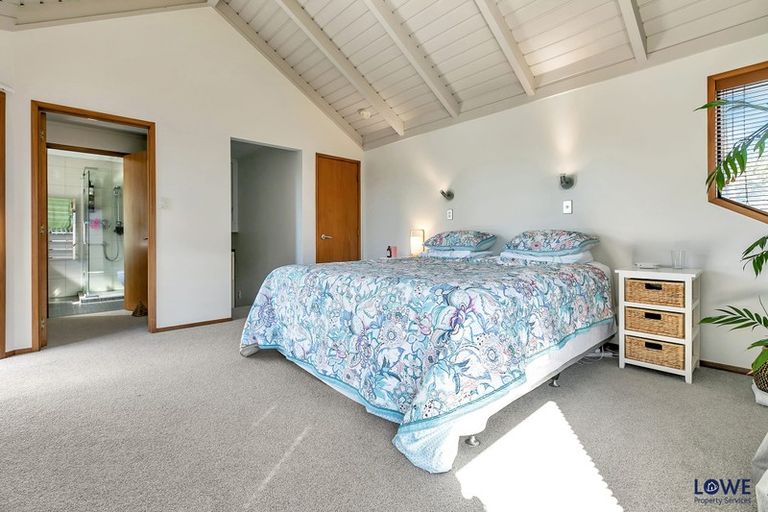 Photo of property in 14 Asbury Crescent, Campbells Bay, Auckland, 0630