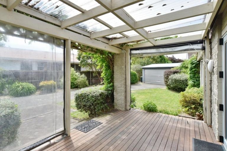 Photo of property in 79 Solomon Avenue, Redwood, Christchurch, 8051