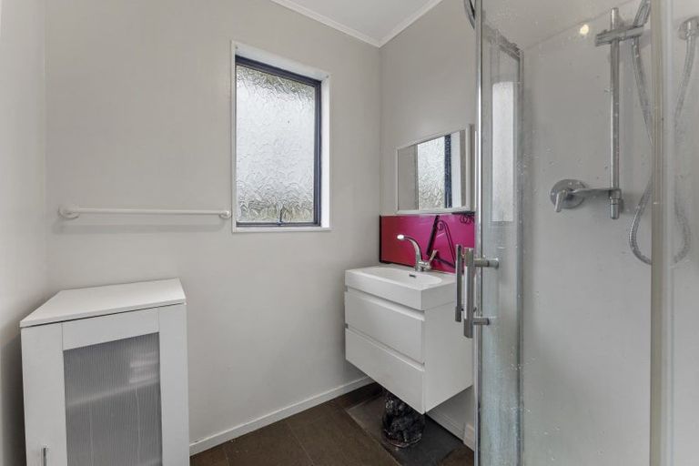 Photo of property in 318 Wellington Road, Wainuiomata, Lower Hutt, 5014