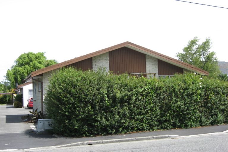 Photo of property in 2/32 Edward Avenue, Edgeware, Christchurch, 8013