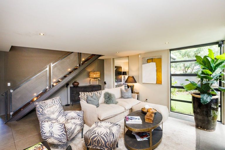 Photo of property in 143 Victoria Avenue, Hokowhitu, Palmerston North, 4410