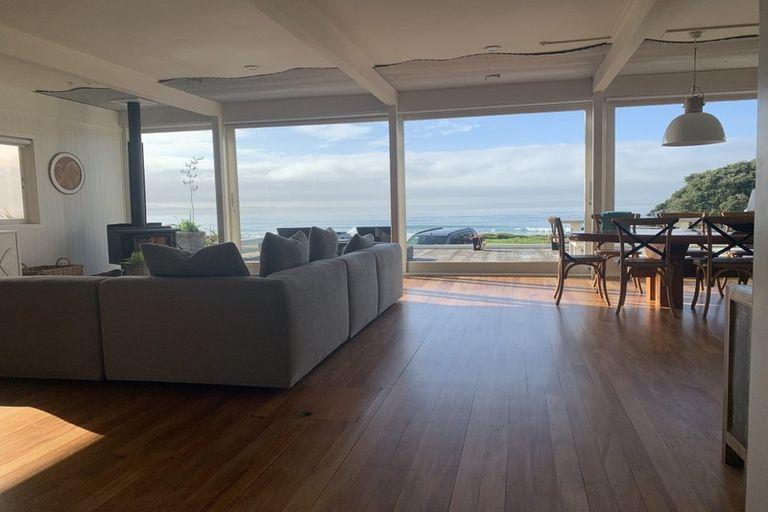 Photo of property in 62 Moana Road, Okitu, Gisborne, 4010