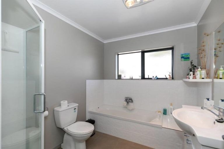 Photo of property in 19 Okoroire Street, Tirau, 3410