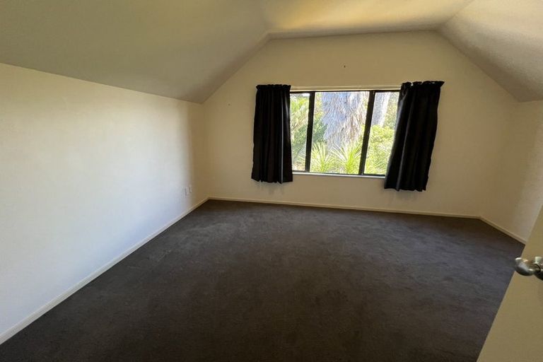 Photo of property in 140 Upper Harbour Drive, Greenhithe, Auckland, 0632