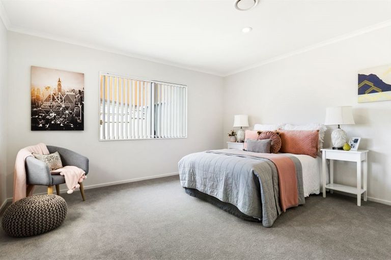 Photo of property in 6 Pyrite Street, Westgate, Auckland, 0614