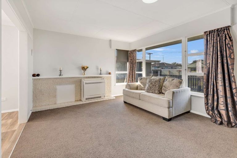 Photo of property in 2a Harris Street, Feilding, 4702