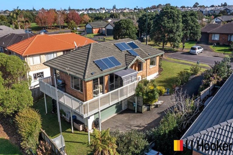 Photo of property in 14 Sandwick Drive, Weymouth, Auckland, 2103