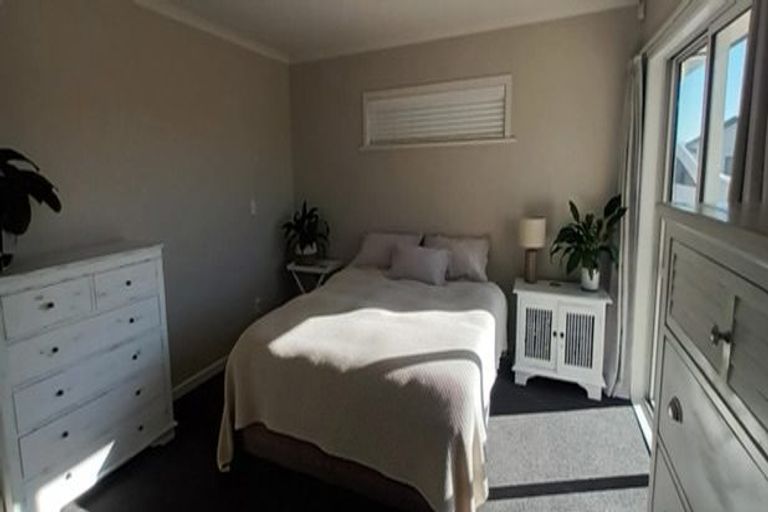 Photo of property in 203 Lake Ferry Road, Martinborough, 5781