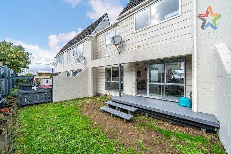 Photo of property in 4/74 Freyberg Street, Lyall Bay, Wellington, 6022