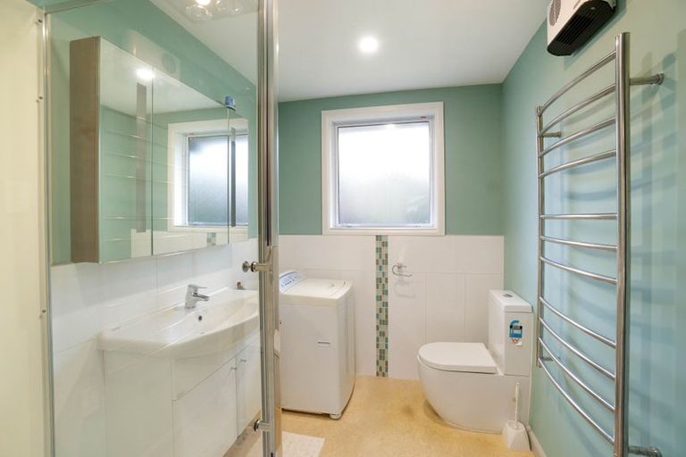 Photo of property in 112a Totara Street, Riccarton, Christchurch, 8041