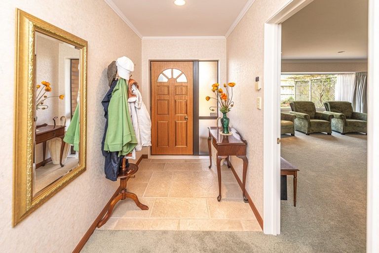 Photo of property in 10 Saint Helens Place, Tawhero, Whanganui, 4501