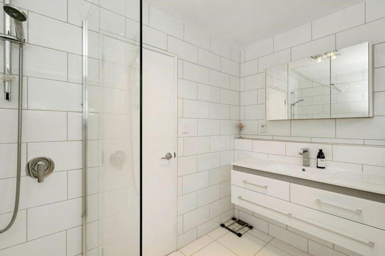 Photo of property in 1/7 Ringwood Place, Avonhead, Christchurch, 8042