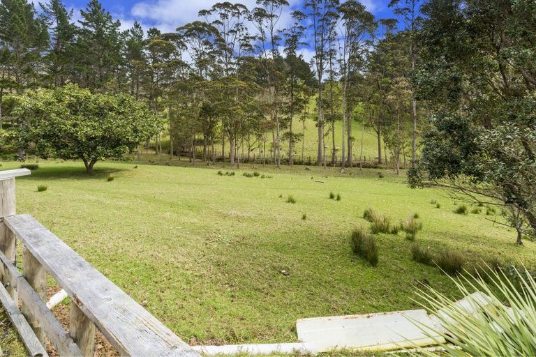 Photo of property in 336 Muriwai Road, Waimauku, 0881