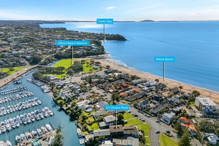 Photo of property in 2/1 Omana Road, Milford, Auckland, 0620