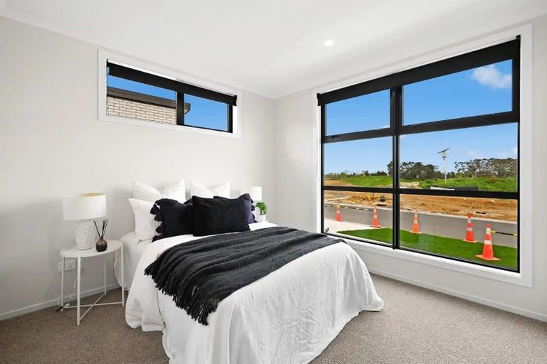 Photo of property in 23 Scenic Rise, Rototuna North, 3281