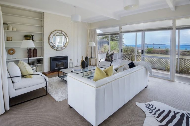 Photo of property in 72a Marine Parade, Mellons Bay, Auckland, 2014