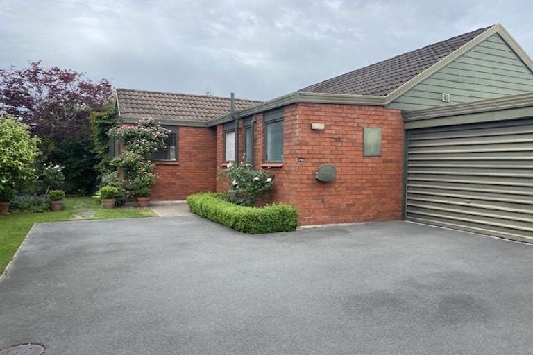 Photo of property in 1/79 Saint James Avenue, Papanui, Christchurch, 8053