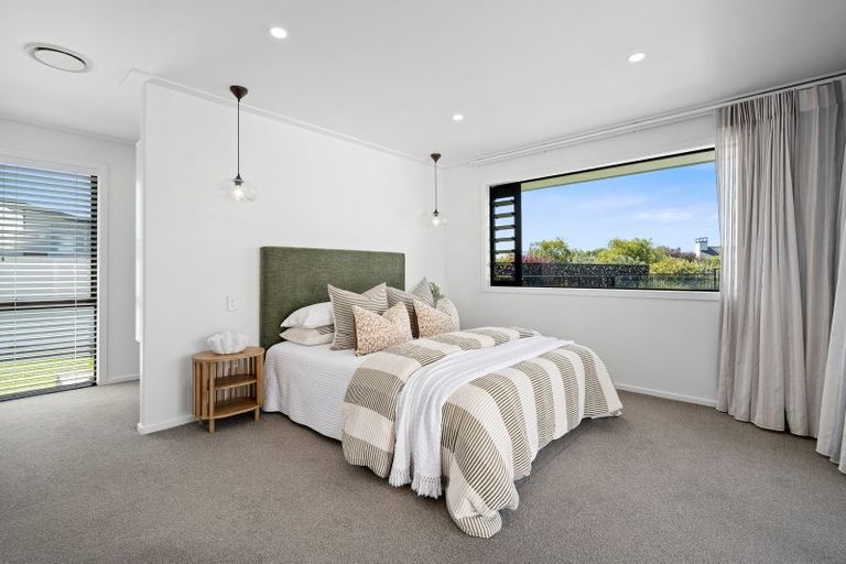 Photo of property in 2 Moemoea Place, Cambridge, 3434