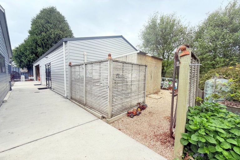 Photo of property in 154 Ohinepanea Road, Pukehina, Te Puke, 3186
