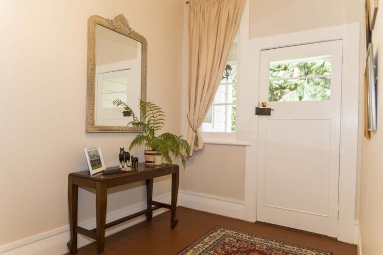 Photo of property in 30 Victoria Avenue, Dannevirke, 4930