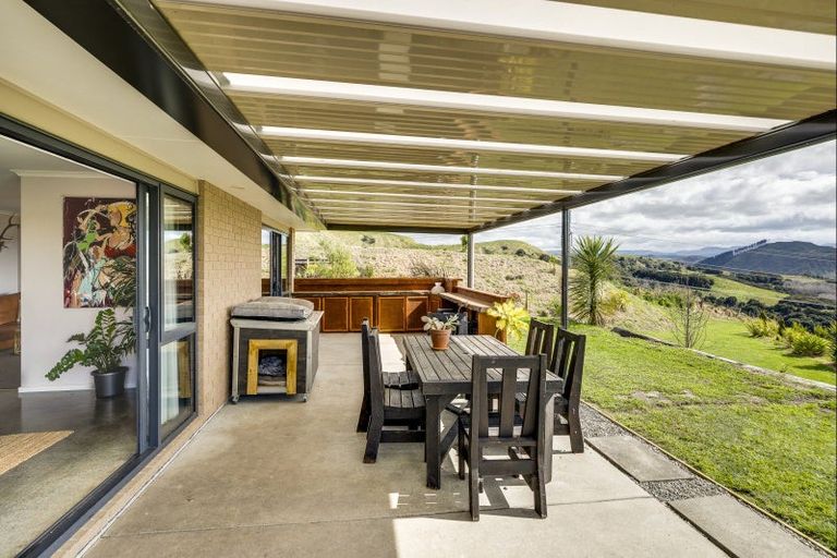 Photo of property in 174 Eskridge Drive, Eskdale, Napier, 4182