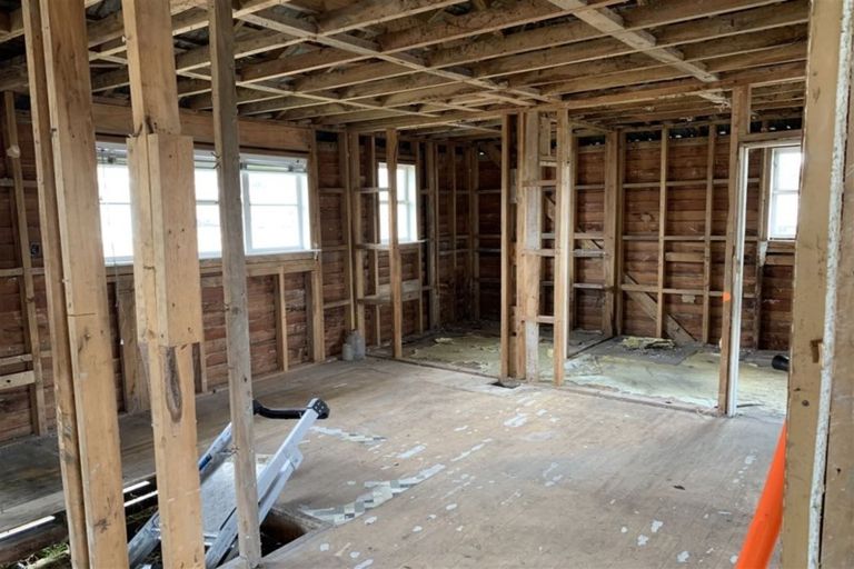 Photo of property in 1/121 Matipo Road, Te Atatu Peninsula, Auckland, 0610