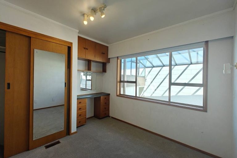 Photo of property in 149 East Coast Road, Castor Bay, Auckland, 0620