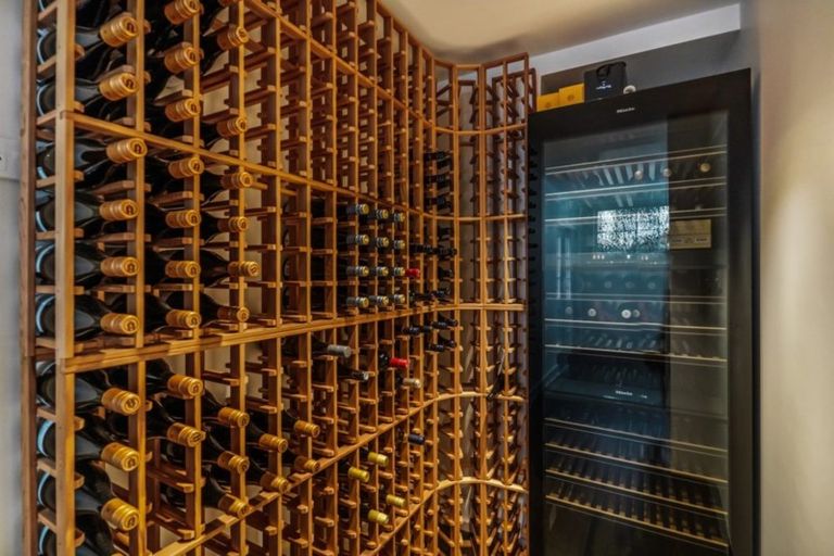 Photo of property in 10 Upland Road, Remuera, Auckland, 1050