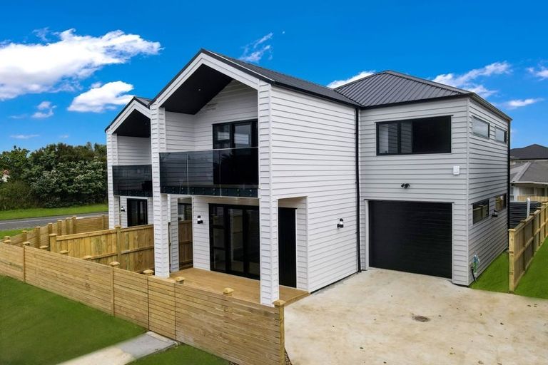 Photo of property in 54a Waimai Avenue, Weymouth, Auckland, 2103