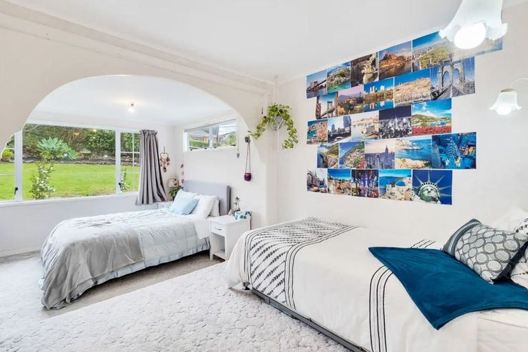 Photo of property in 5 Sullivan Avenue, Mangere Bridge, Auckland, 2022