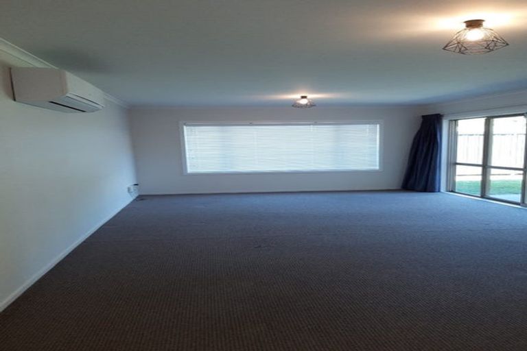 Photo of property in 23/64 Kawaha Point Road, Kawaha Point, Rotorua, 3010