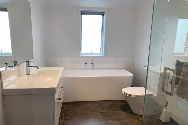 Photo of property in 2 Harbour Road, Motueka, 7120