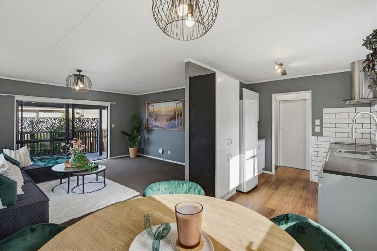 Photo of property in 42 Winton Street, Paraparaumu Beach, Paraparaumu, 5032