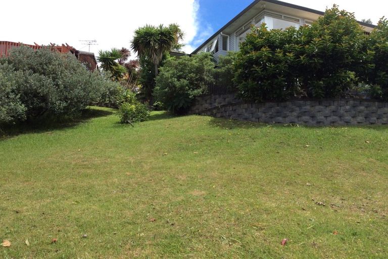 Photo of property in 18 Orewa Heights Crescent, Orewa, 0931