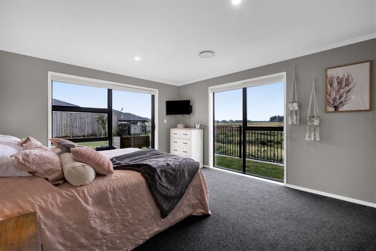 Photo of property in 34 Papawhero Drive, Bell Block, New Plymouth, 4312