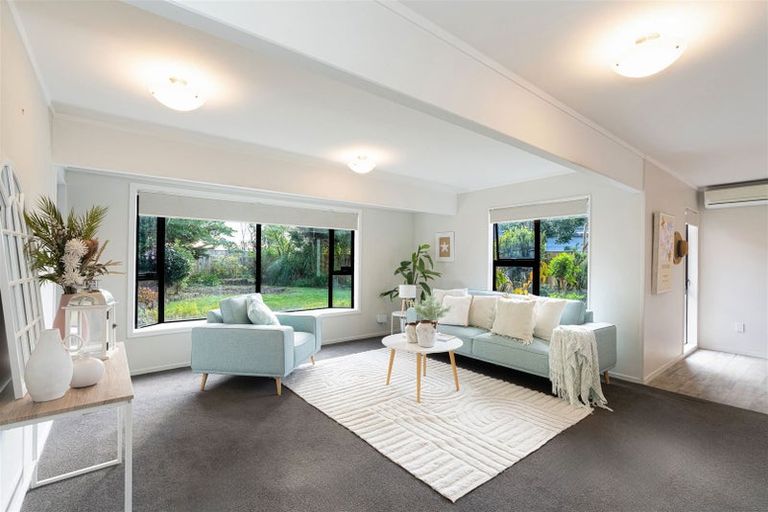 Photo of property in 19 Miro Road, Raumati South, Paraparaumu, 5032