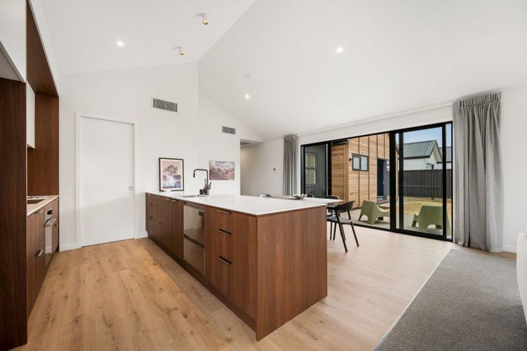 Photo of property in 13 Packer Road, Wanaka, 9382