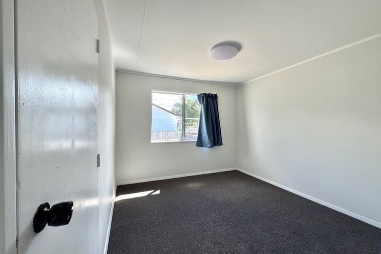 Photo of property in 23 Everglade Drive, Goodwood Heights, Auckland, 2105