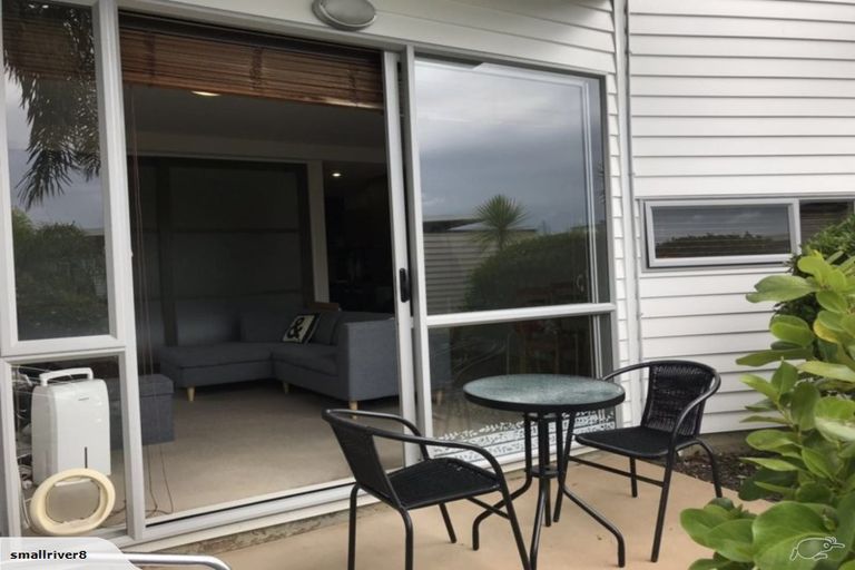 Photo of property in 29/7 Kelvin Hart Drive, East Tamaki, Auckland, 2013