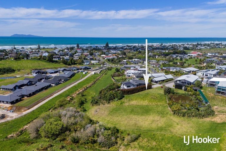 Photo of property in 20 Tohora View, Waihi Beach, 3611